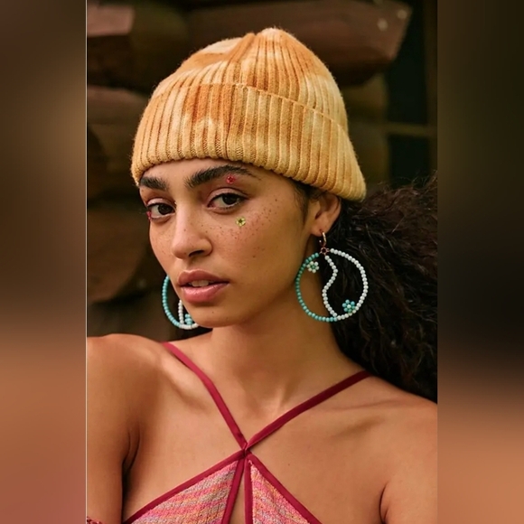 FREE PEOPLE, Among The Wildflowers Hoop By - Turquoise  - NWT!! - Picture 1 of 4